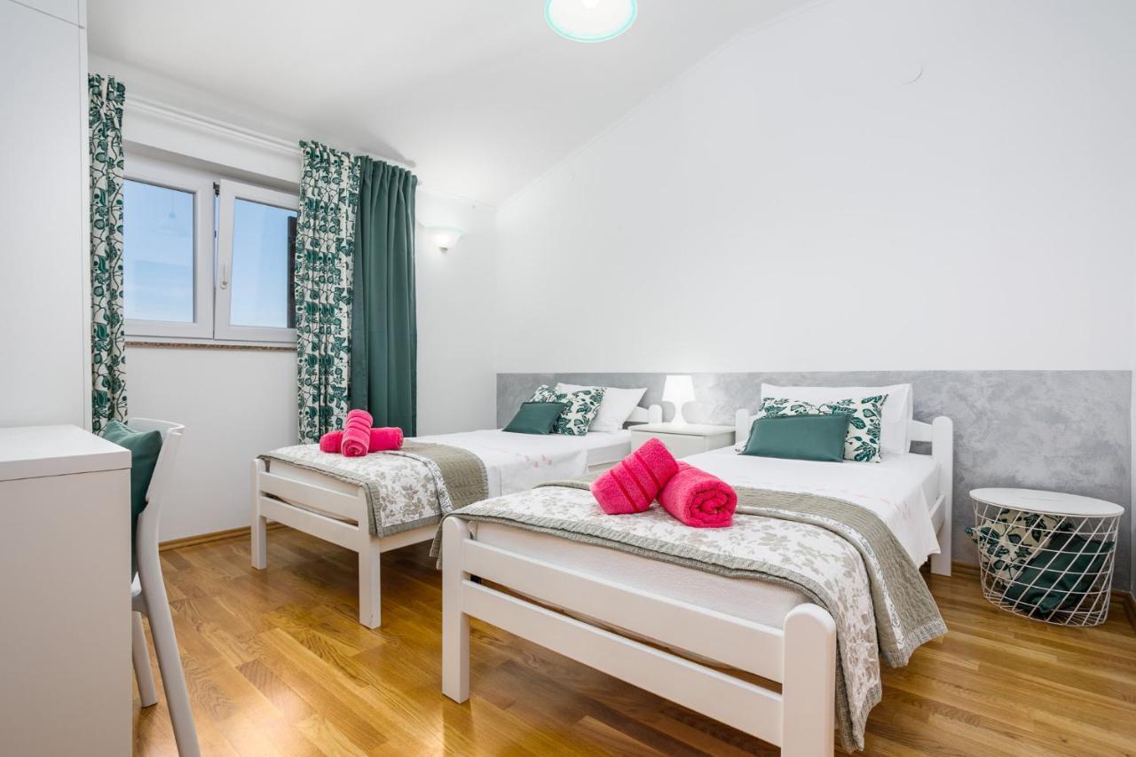 Apartment Rukavina Нівице Екстер'єр фото